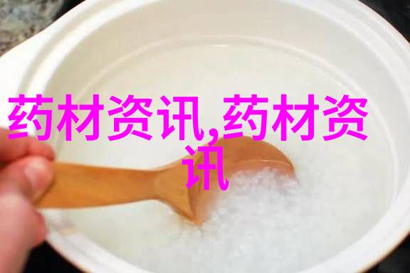 周奇志油茶林里套种金银花增收高